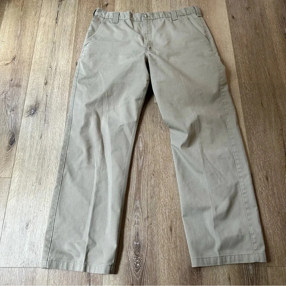 Carhartt Men's Straight Leg Khaki Pants Size 40X32 GUC - Picture 2 of 9